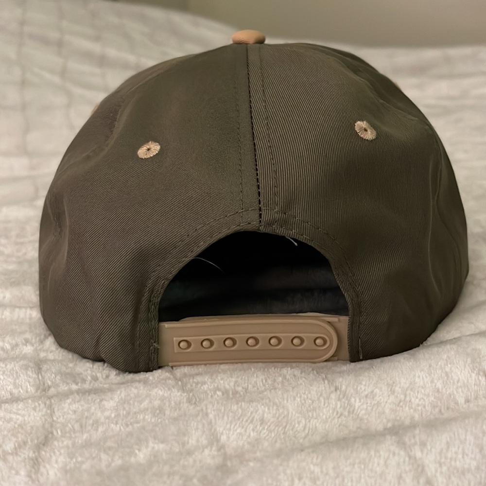Cali SnapBack - Picture 2 of 3
